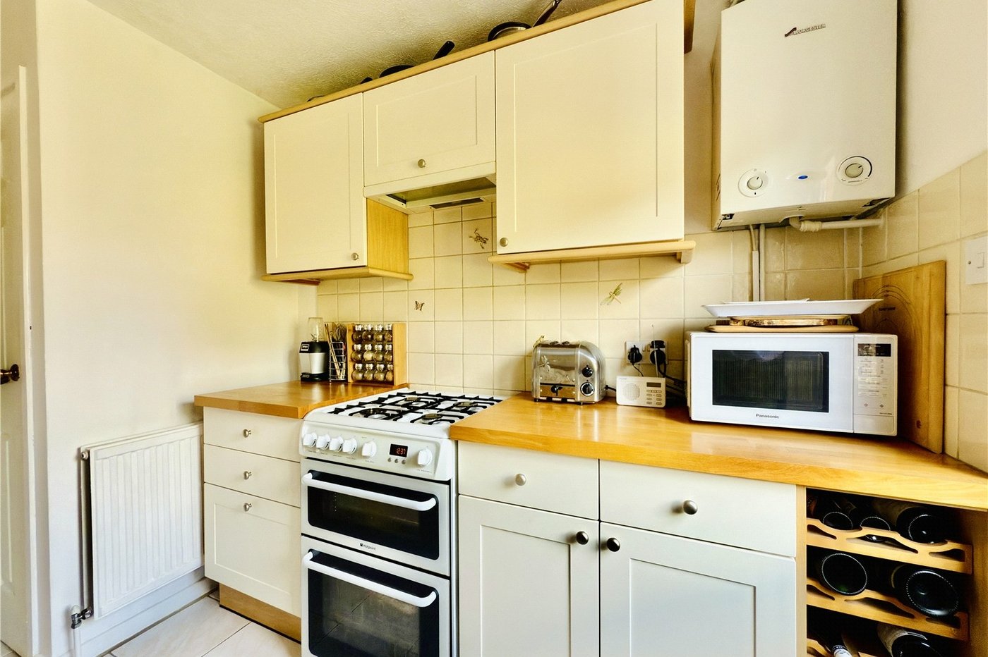 4 bedroom house for sale in Hextable | Robinson Jackson