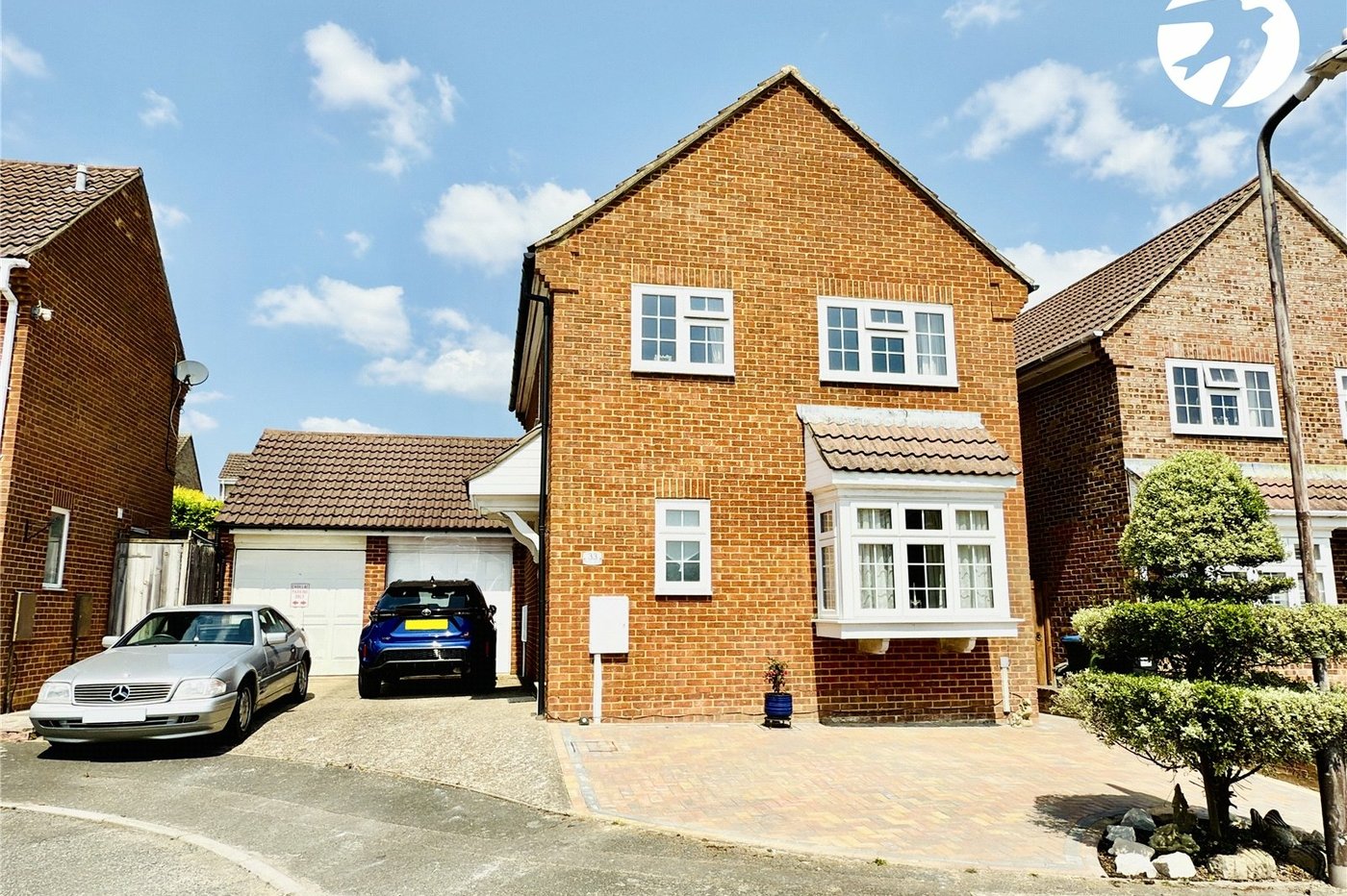 4 bedroom house for sale in Hextable | Robinson Jackson