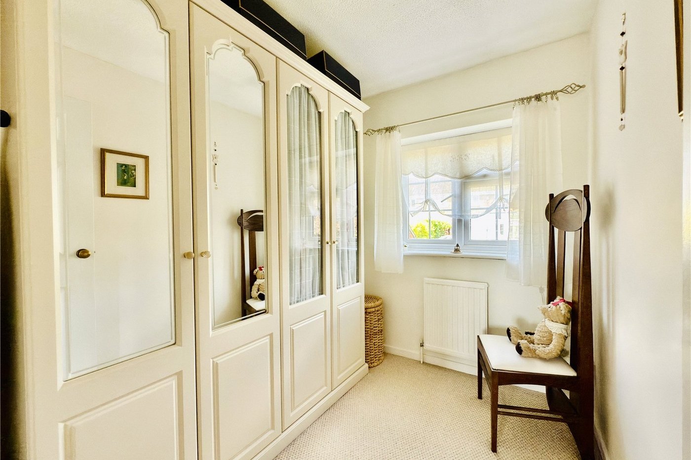 4 bedroom house for sale in Hextable | Robinson Jackson