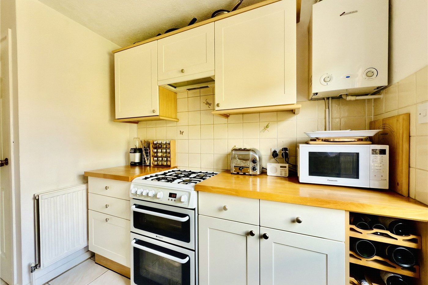 4 bedroom house for sale in Hextable | Robinson Jackson