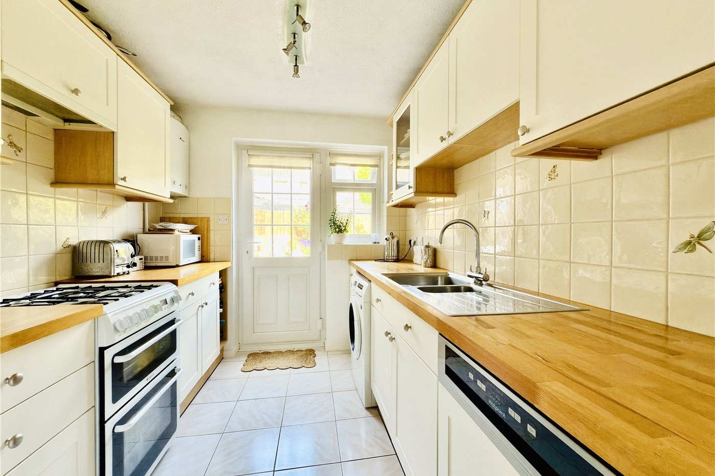 4 bedroom house for sale in Hextable | Robinson Jackson