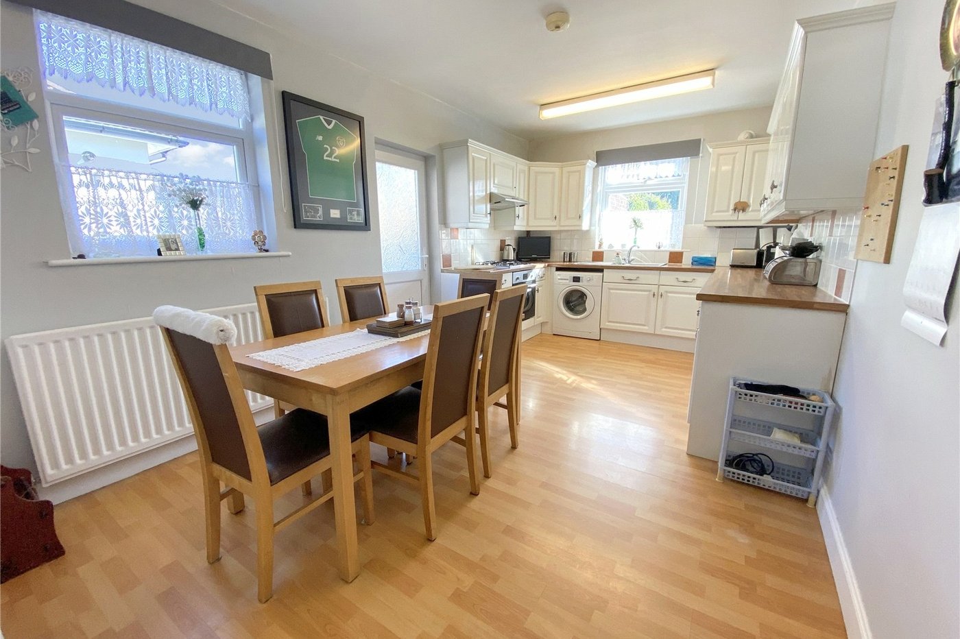 2 bedroom bungalow for sale in Blackfen | Robinson Jackson