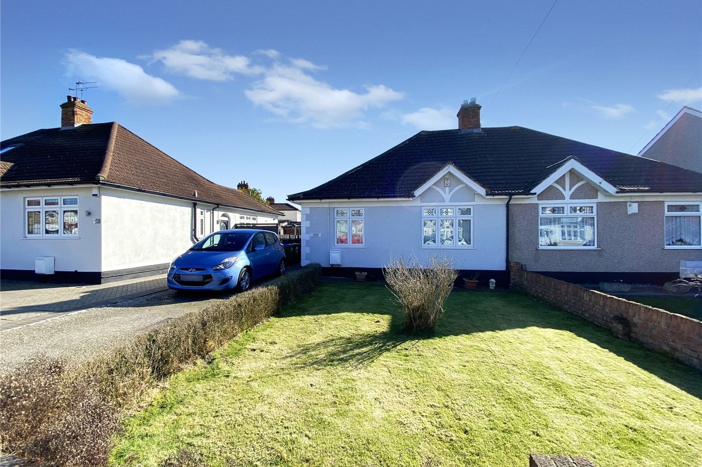 2 bedroom bungalow for sale in Blackfen | Robinson Jackson