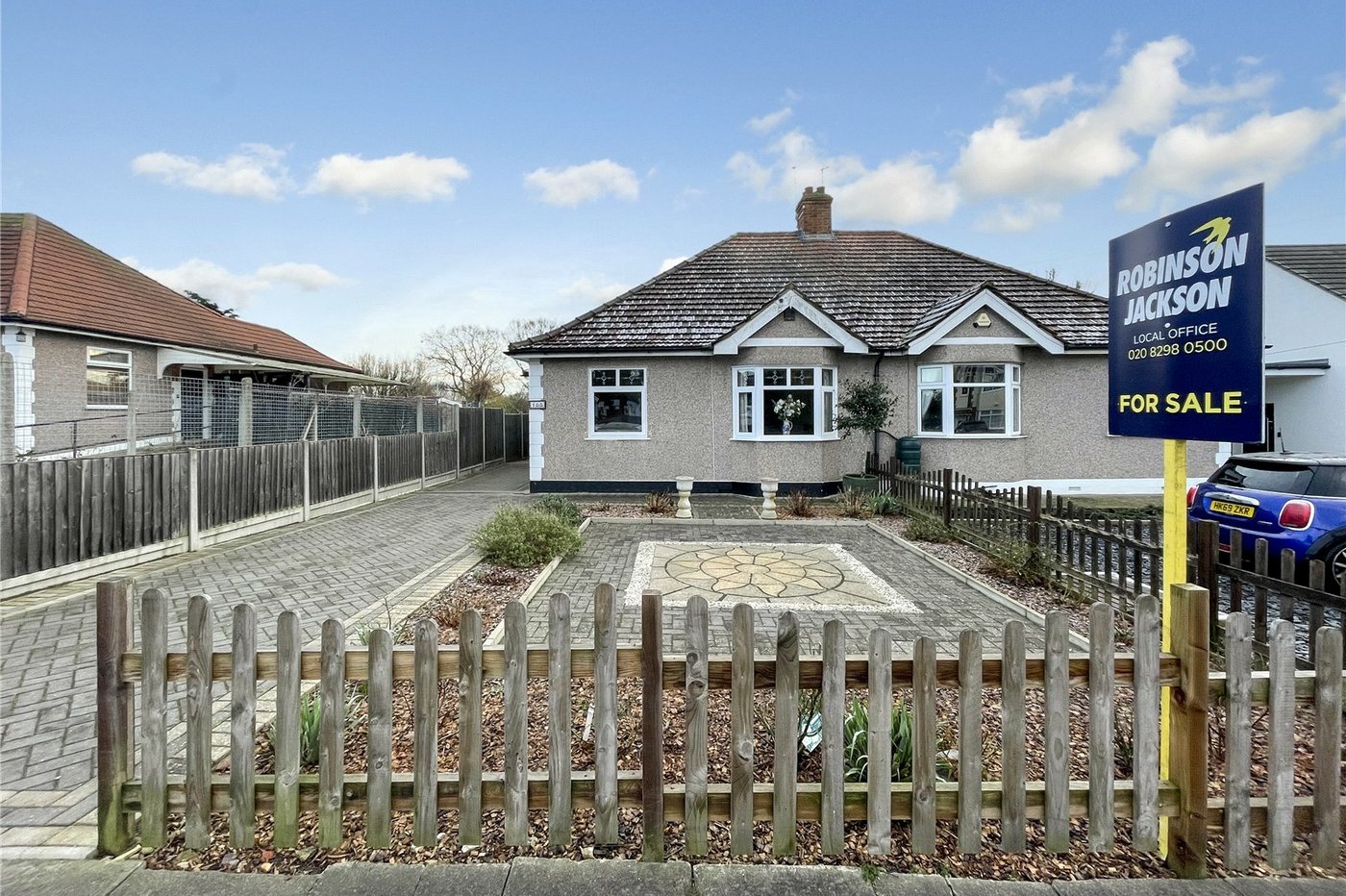2 bedroom bungalow for sale in Sidcup | Robinson Jackson