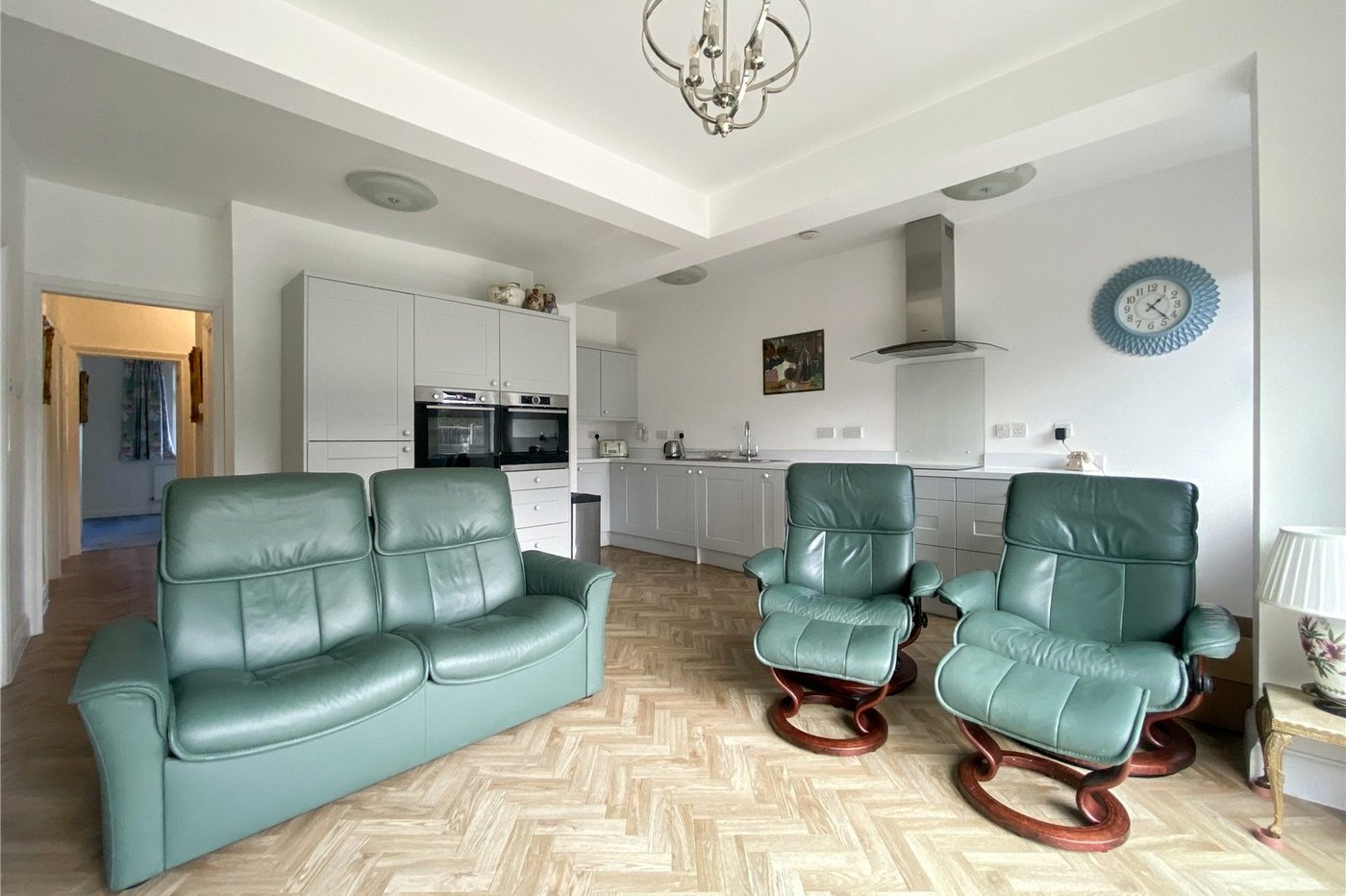 2 bedroom bungalow for sale in Sidcup | Robinson Jackson