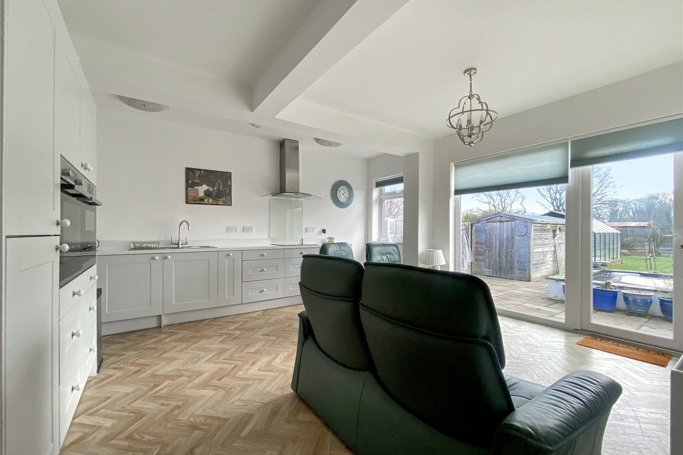 2 bedroom bungalow for sale in Sidcup | Robinson Jackson