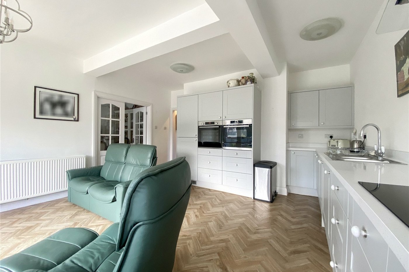 2 bedroom bungalow for sale in Sidcup | Robinson Jackson