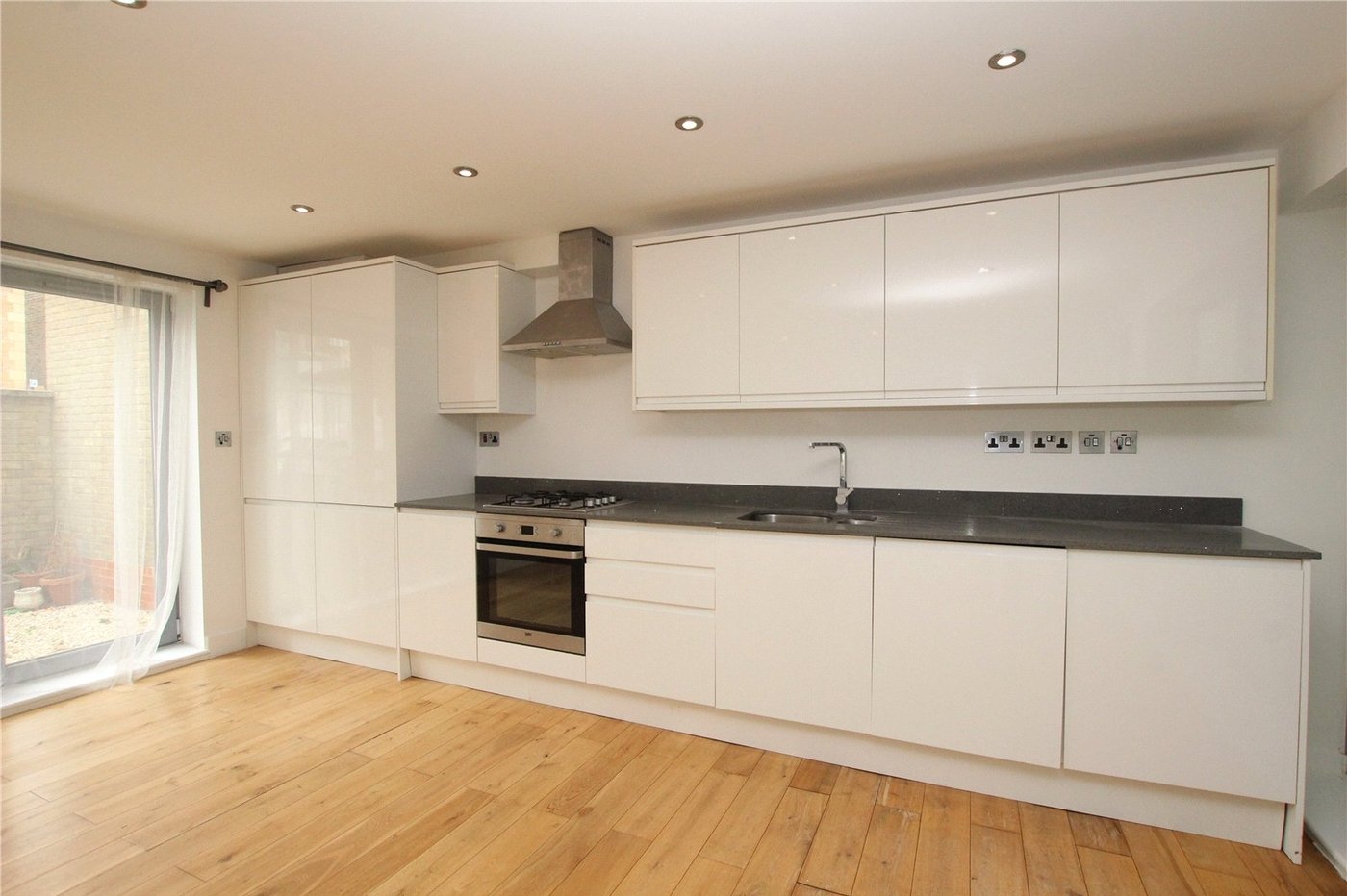 4 bedroom house for sale in Bloomfied Road | Robinson Jackson