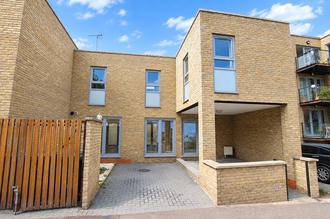 4 bedroom house for sale in Bloomfied Road | Robinson Jackson