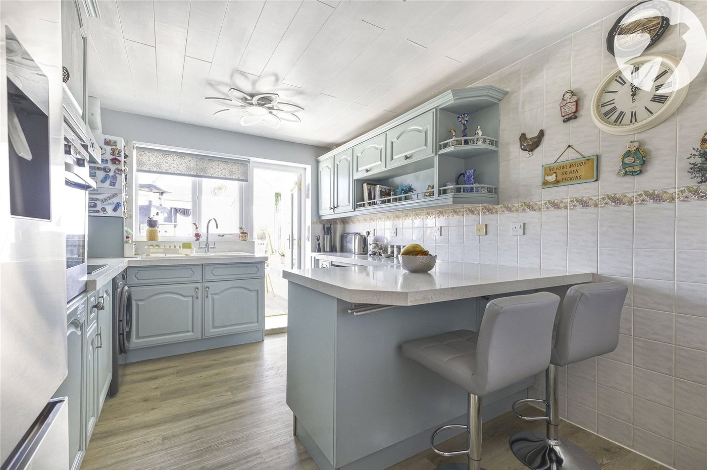 2 bedroom bungalow for sale in Strood | Robinson Michael & Jackson