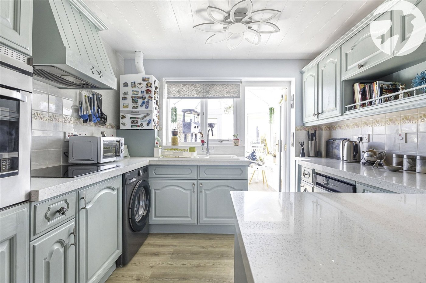 2 bedroom bungalow for sale in Strood | Robinson Michael & Jackson