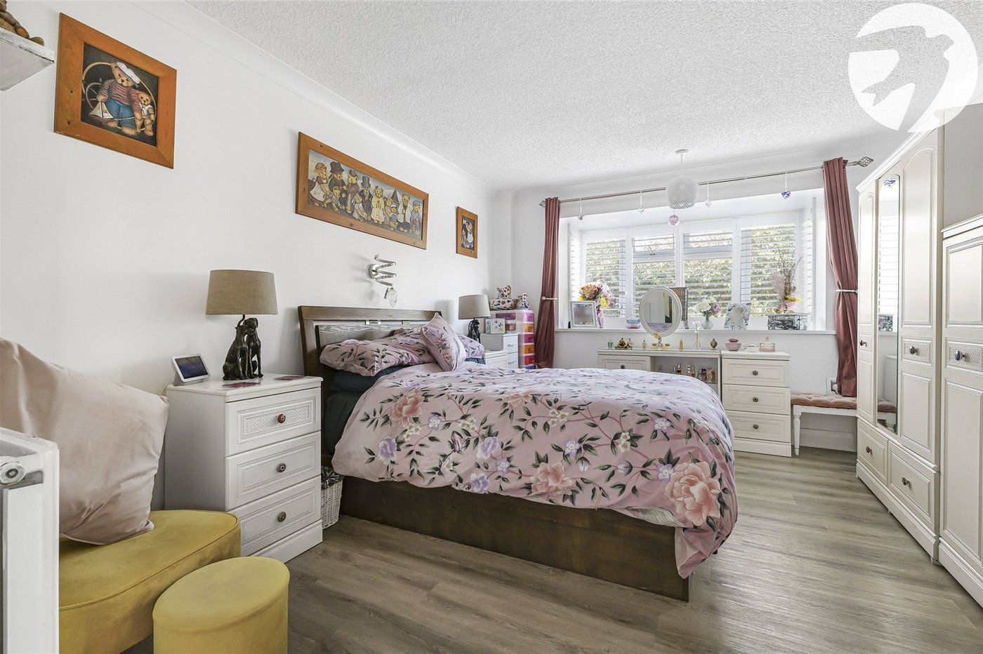 2 bedroom bungalow for sale in Strood | Robinson Michael & Jackson