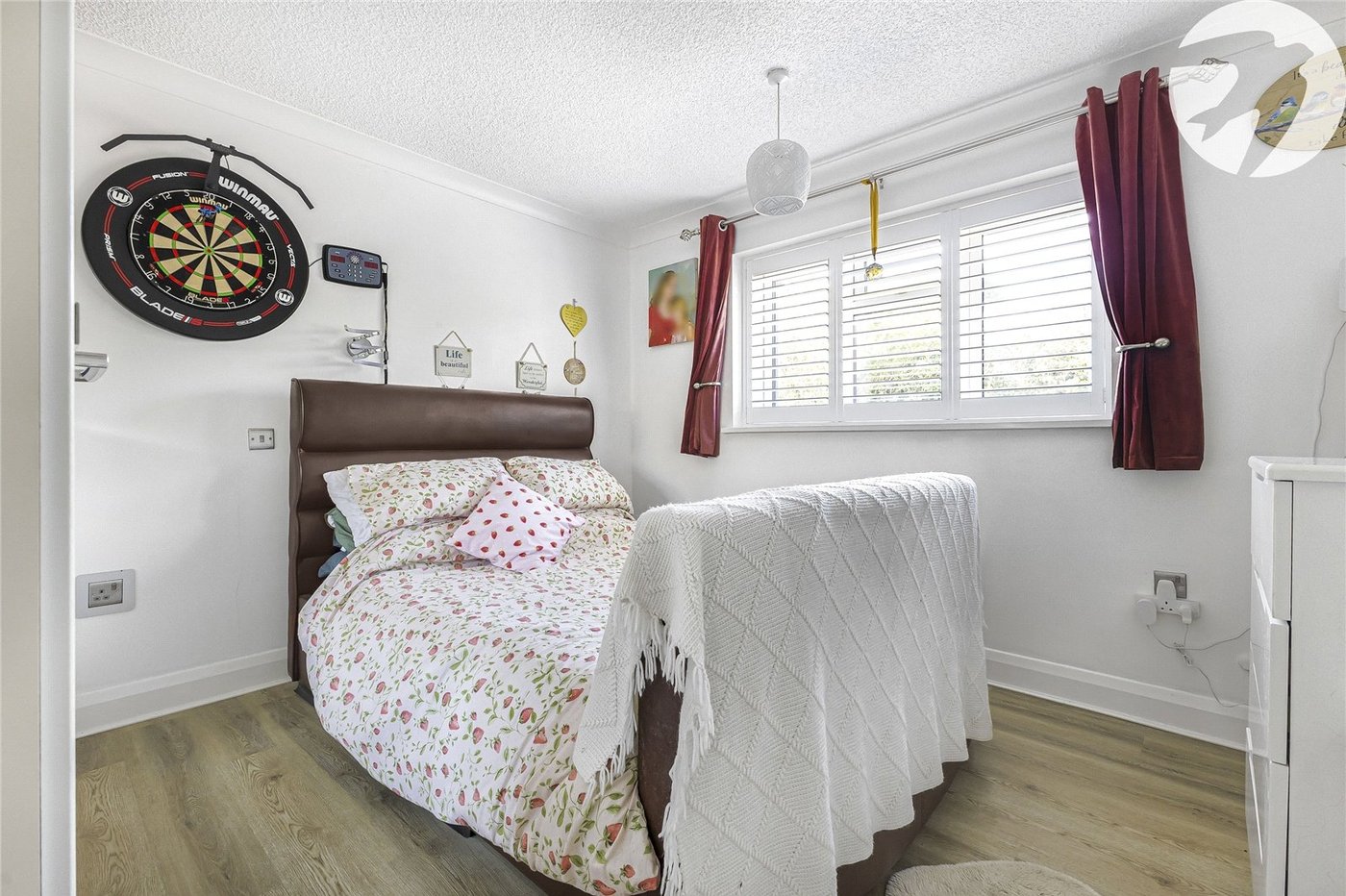 2 bedroom bungalow for sale in Strood | Robinson Michael & Jackson