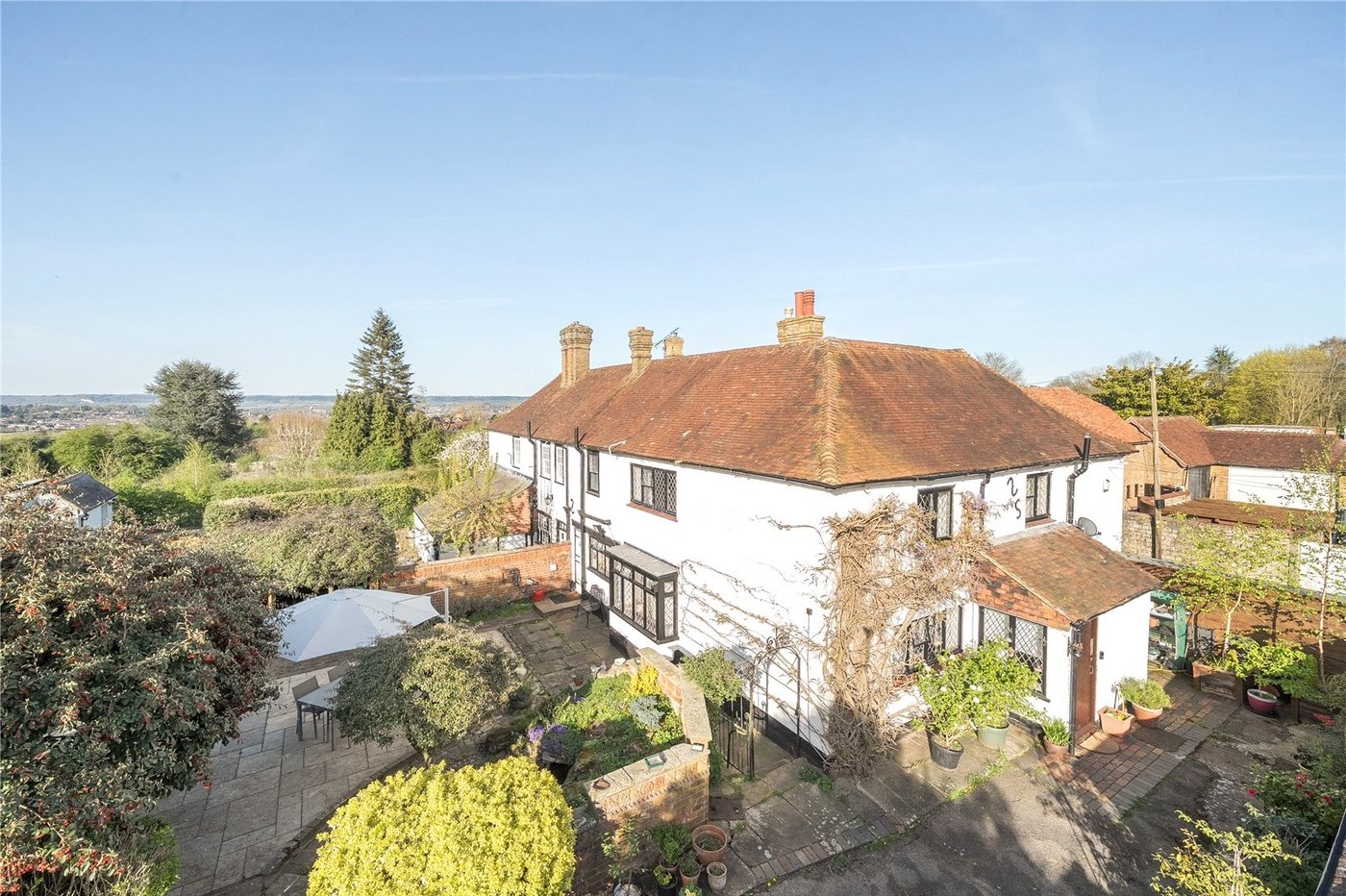 4 bedroom house for sale in East Farleigh | Robinson Michael & Jackson