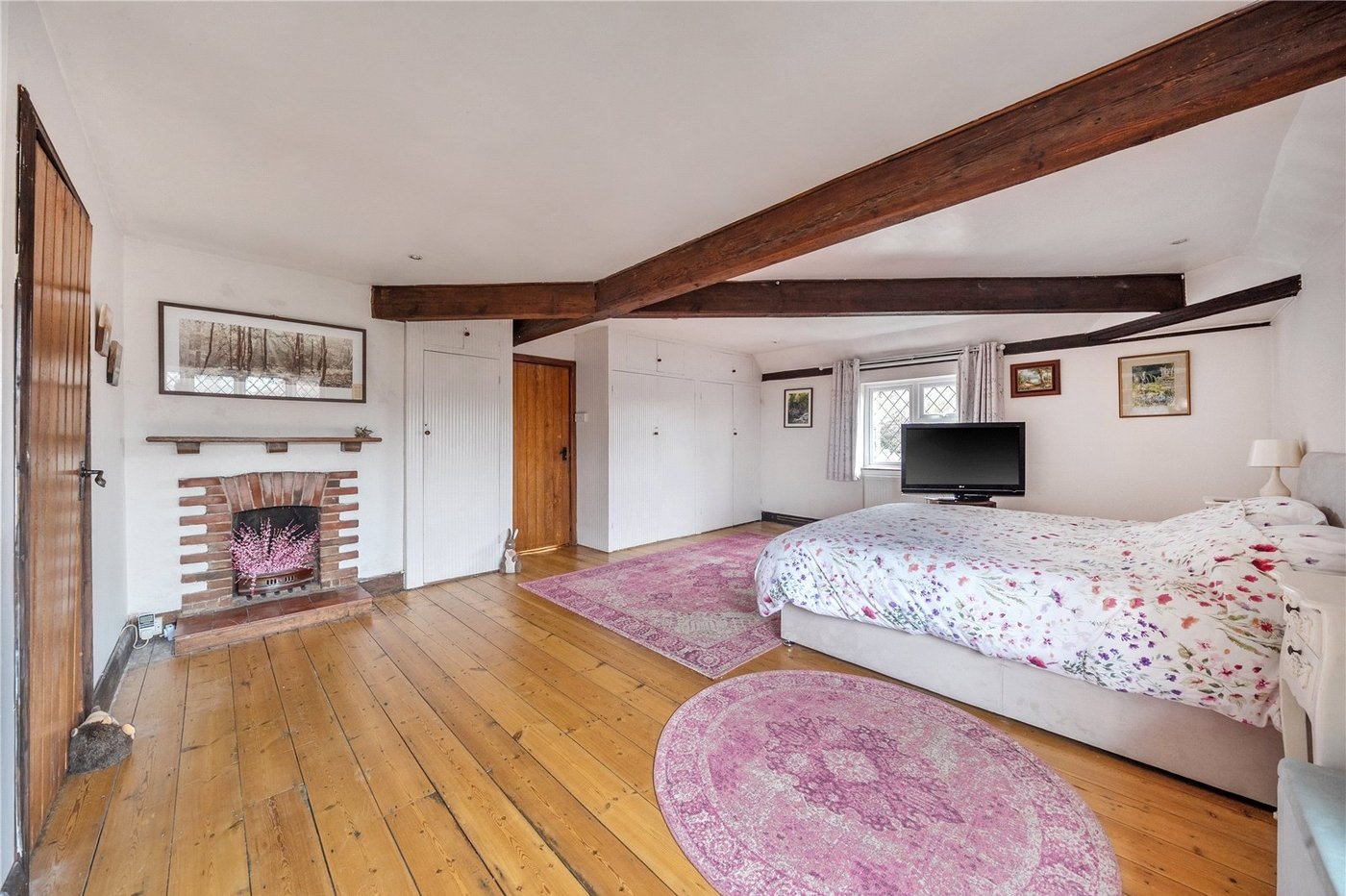 4 bedroom house for sale in East Farleigh | Robinson Michael & Jackson