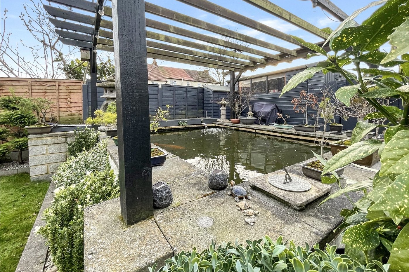 3 bedroom house for sale in Welling | Robinson Jackson