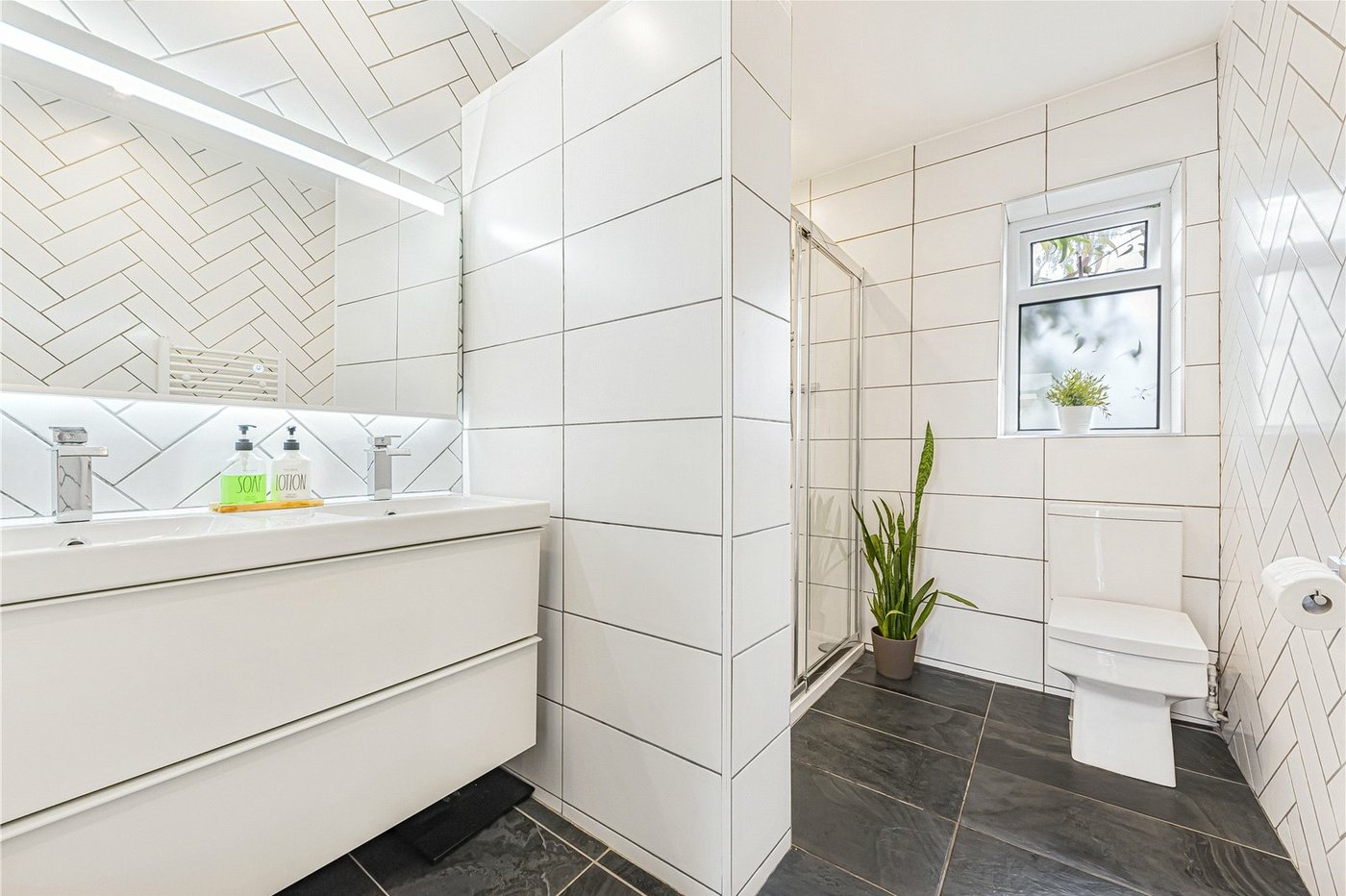 5 bedroom house for sale in Welling | Robinson Jackson