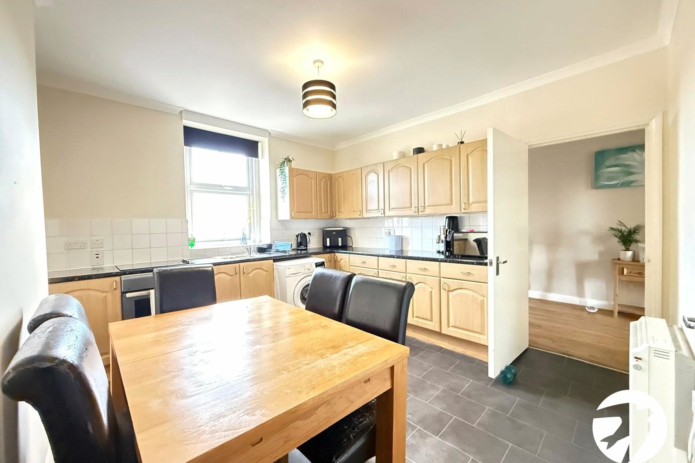 2 bedroom property for sale in London | Robinson Jackson