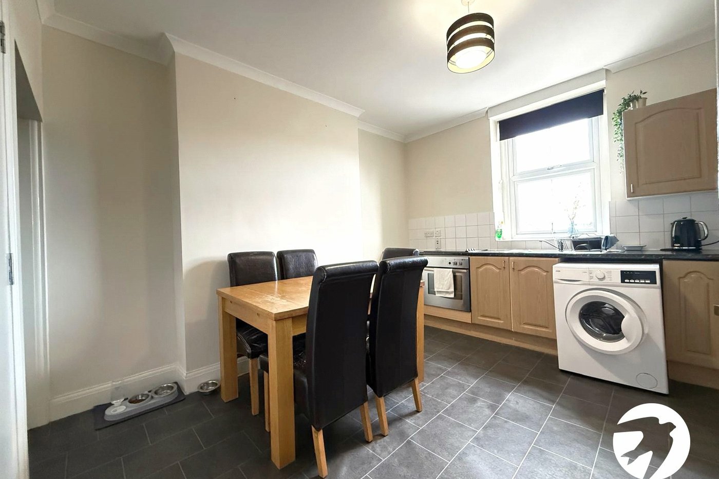 2 bedroom property for sale in London | Robinson Jackson
