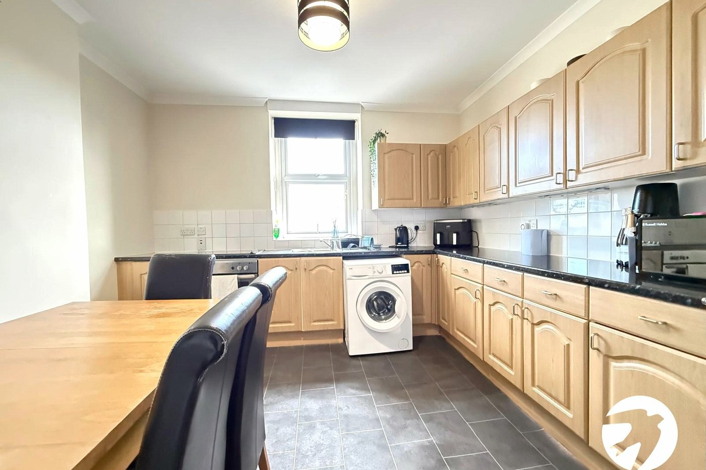 2 bedroom property for sale in London | Robinson Jackson