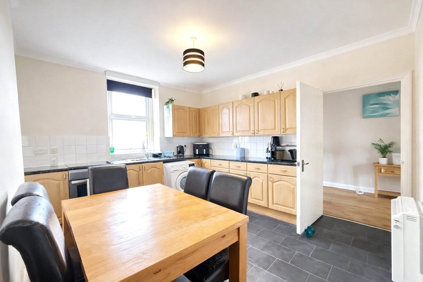 2 bedroom property for sale in London | Robinson Jackson