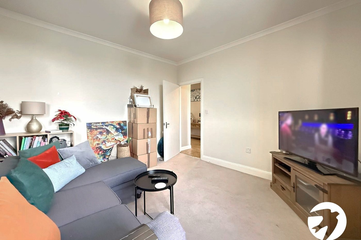 2 bedroom property for sale in London | Robinson Jackson