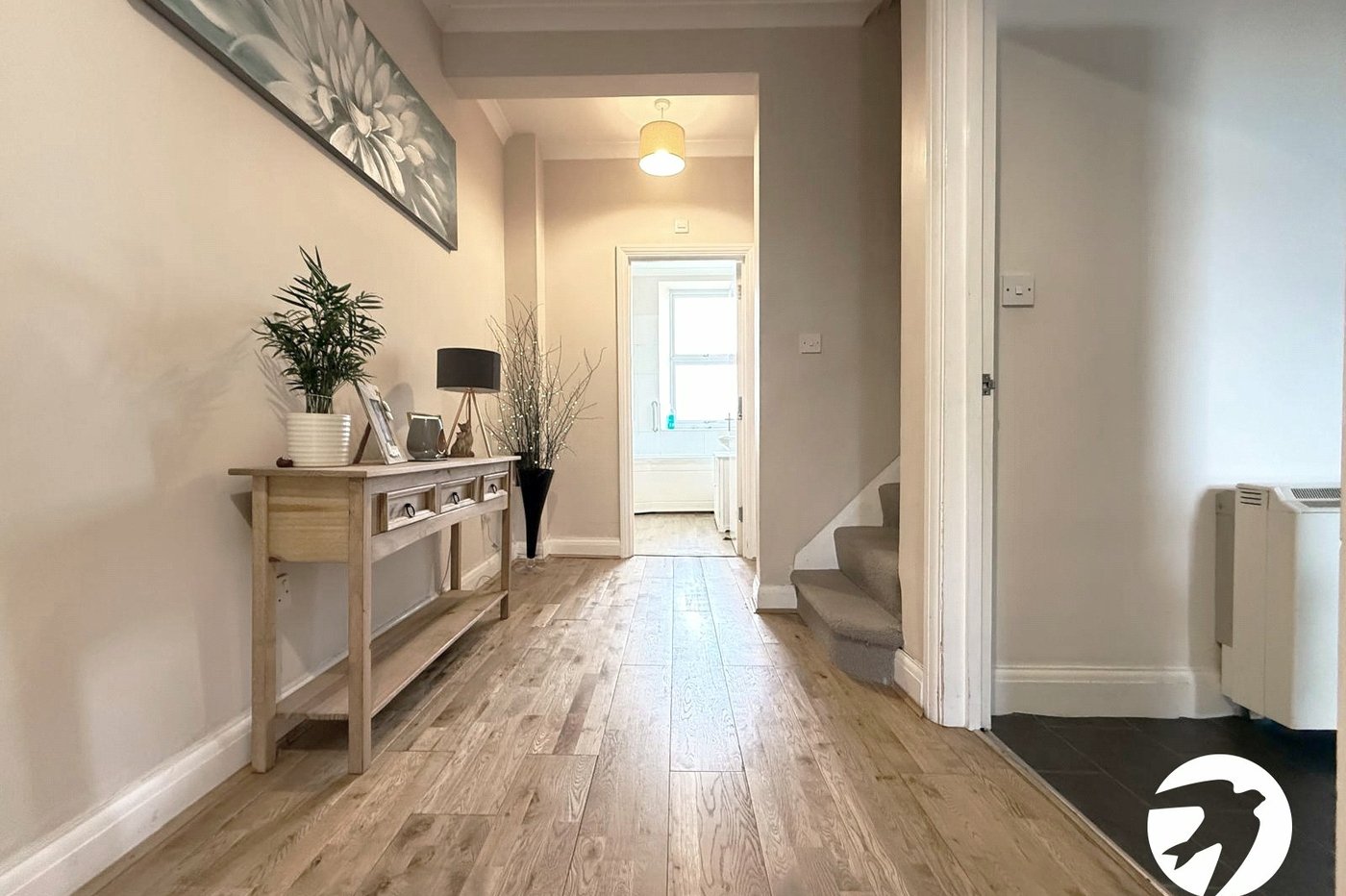 2 bedroom property for sale in London | Robinson Jackson