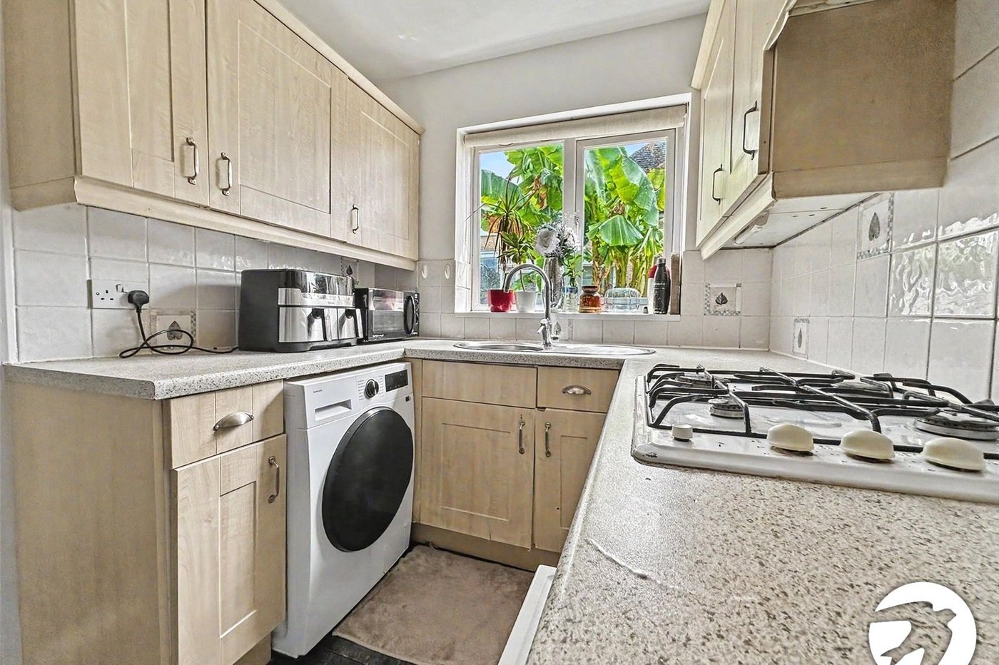 2 bedroom bungalow for sale in Rochester | Robinson Michael & Jackson