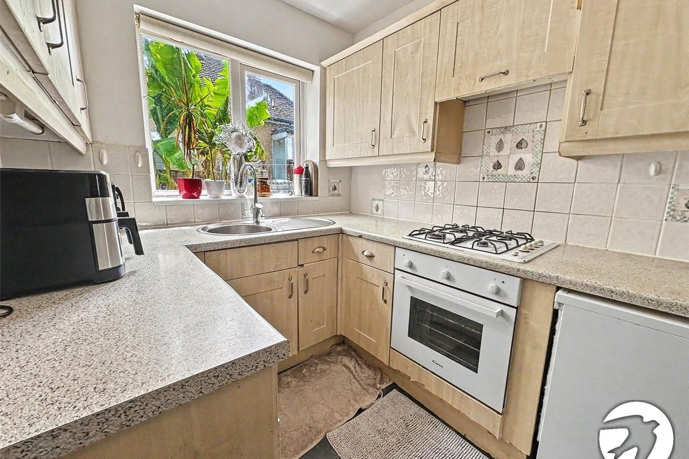 2 bedroom bungalow for sale in Rochester | Robinson Michael & Jackson
