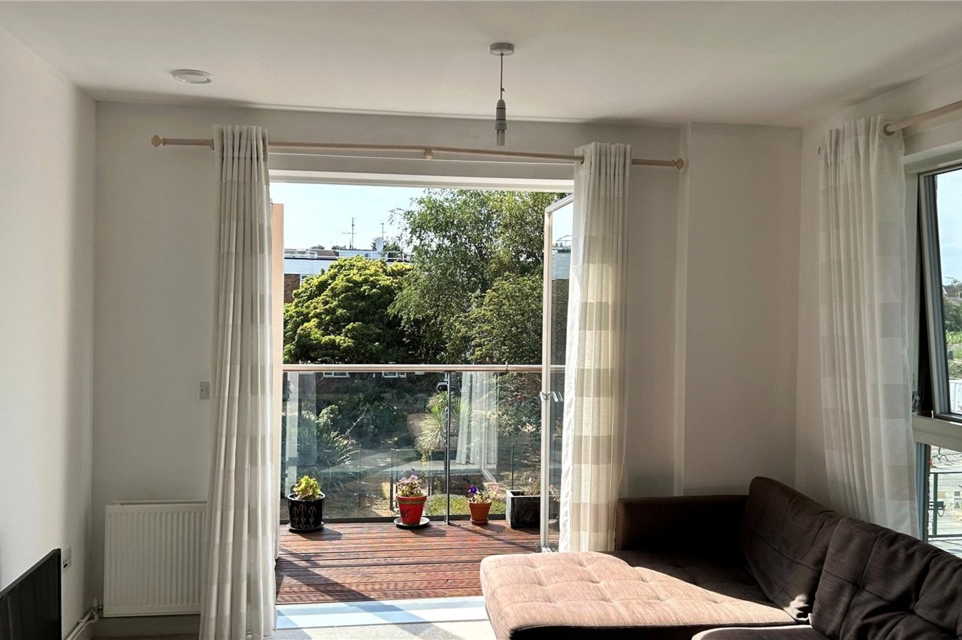 2 bedroom property for sale in Erith | Robinson Jackson