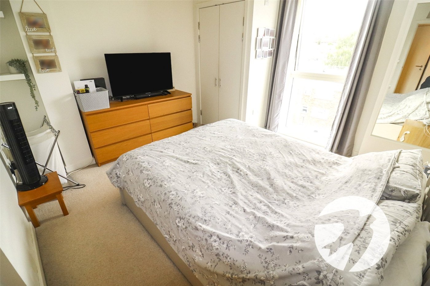 2 bedroom property for sale in Erith | Robinson Jackson
