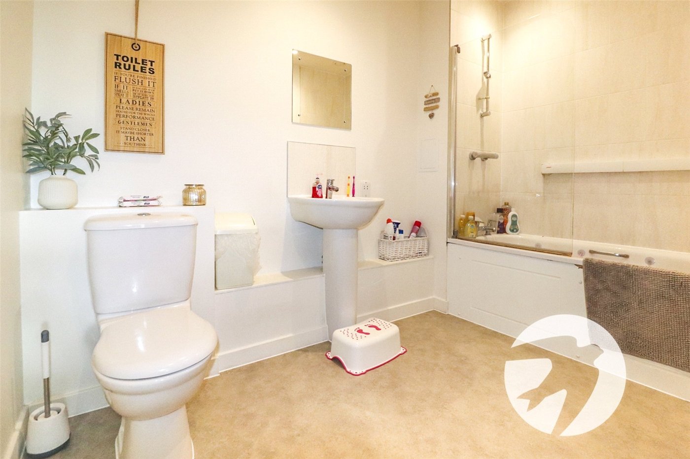 2 bedroom property for sale in Erith | Robinson Jackson