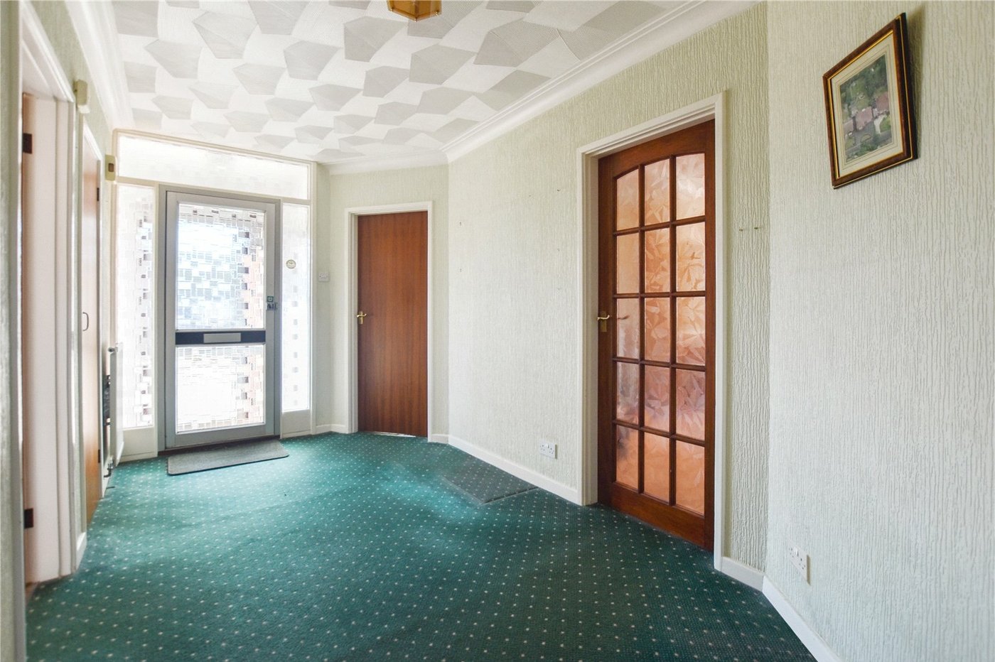 2 bedroom bungalow for sale in Dartford | Robinson Jackson