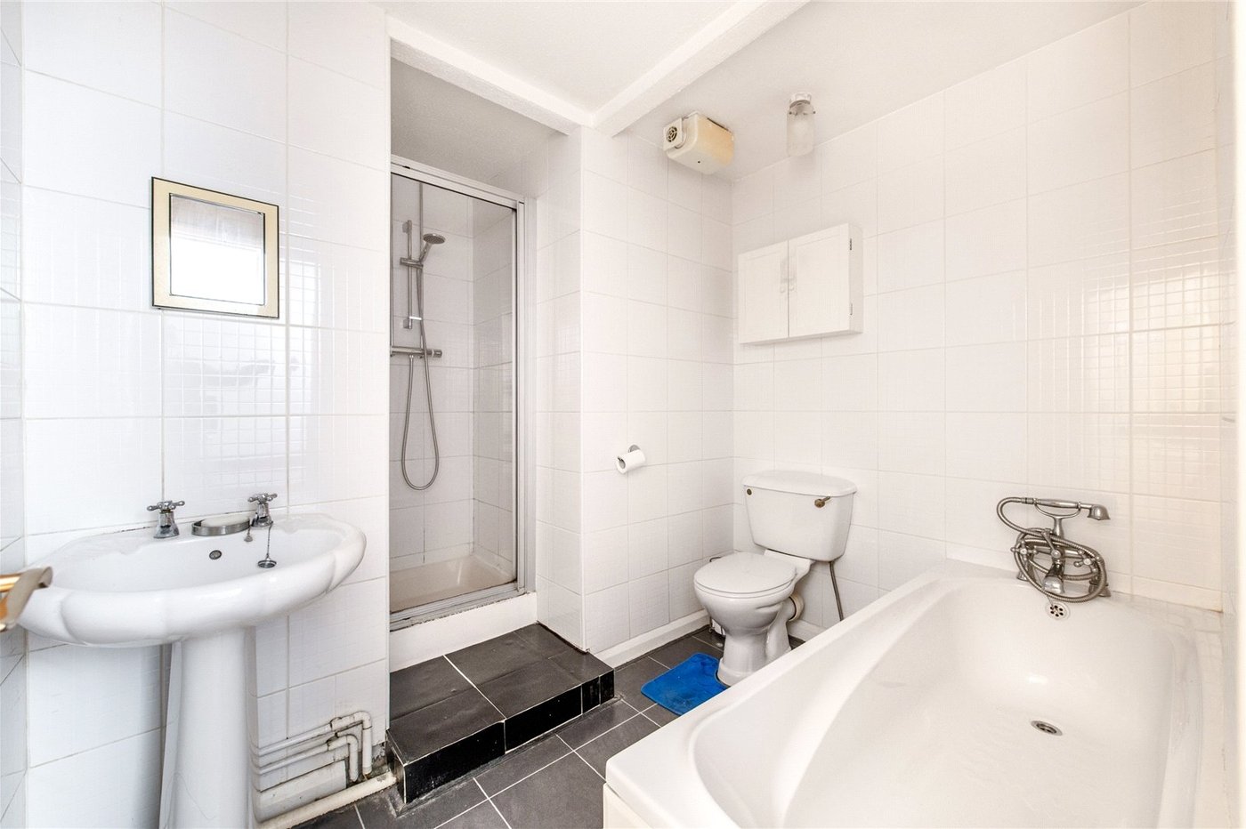 2 bedroom house for sale in Maidstone | Robinson Michael & Jackson