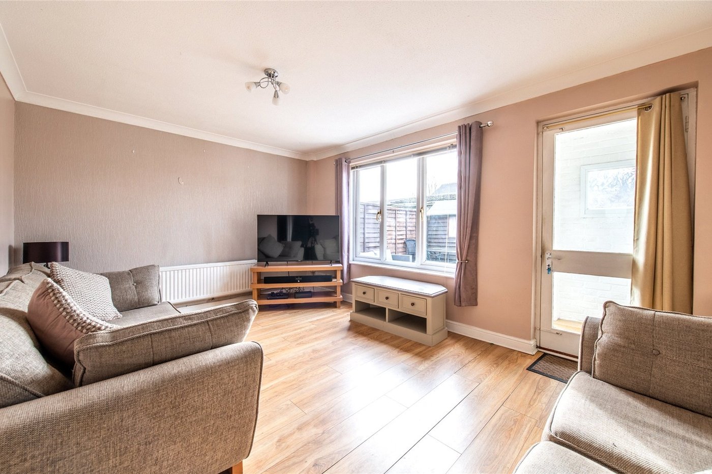 2 bedroom house for sale in Maidstone | Robinson Michael & Jackson