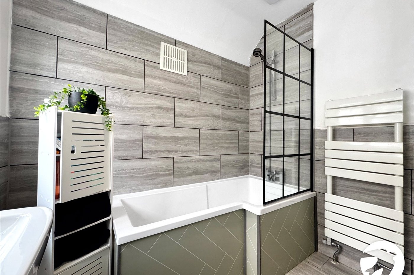 3 bedroom house for sale in Maidstone | Robinson Michael & Jackson