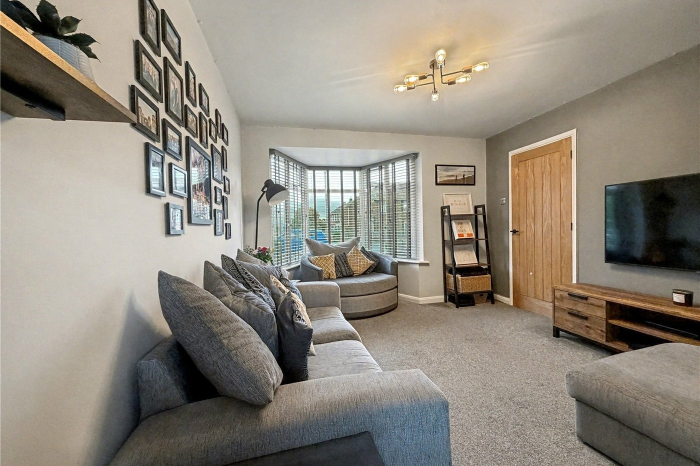 3 bedroom house for sale in Rainham | Robinson Michael & Jackson