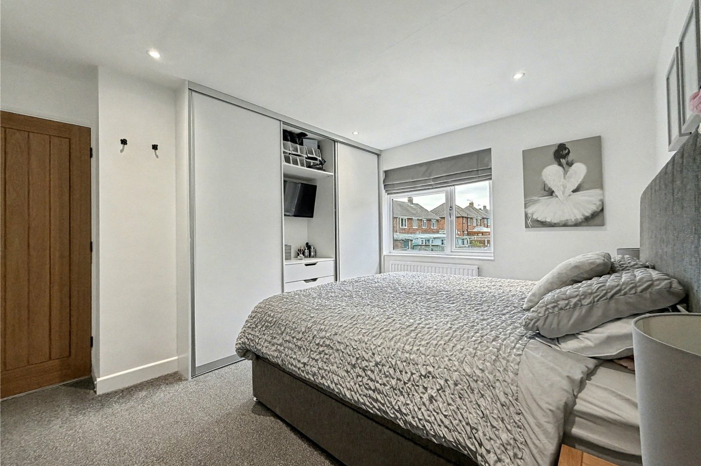 3 bedroom house for sale in Rainham | Robinson Michael & Jackson