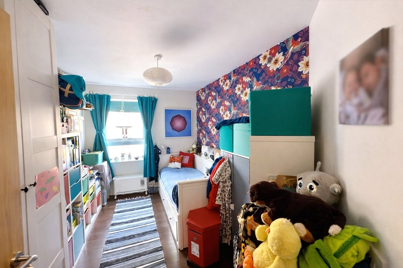 2 bedroom property for sale in London | Robinson Jackson