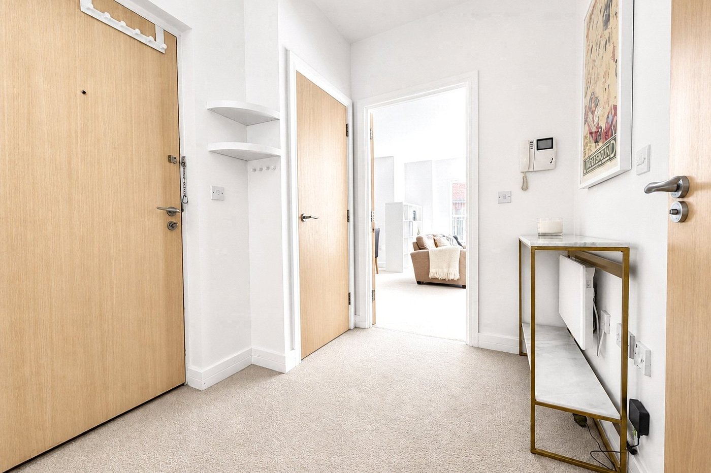 1 bedroom property for sale in London | Robinson Jackson