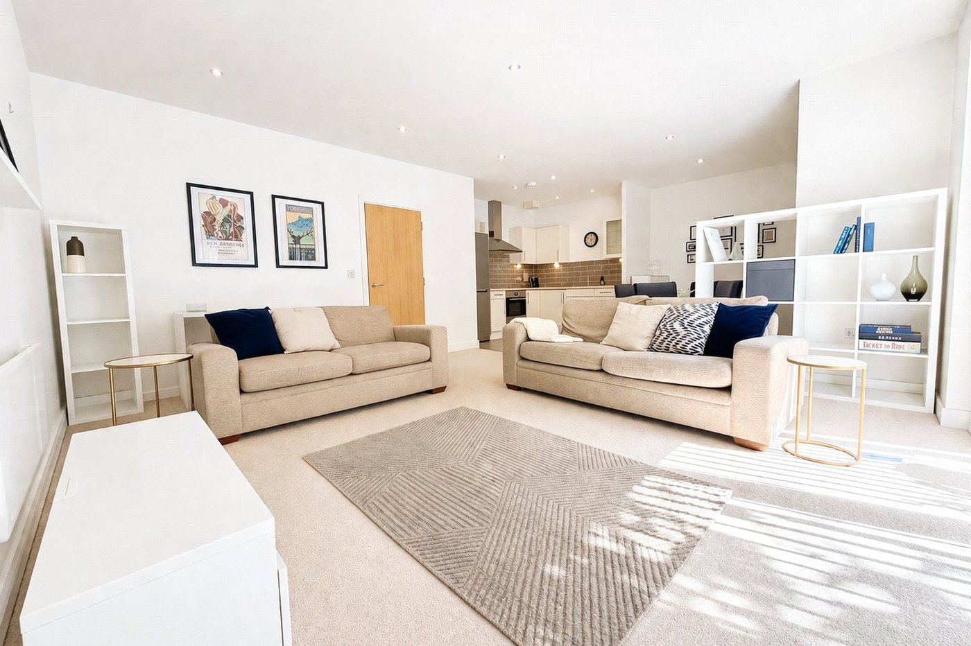 1 bedroom property for sale in London | Robinson Jackson