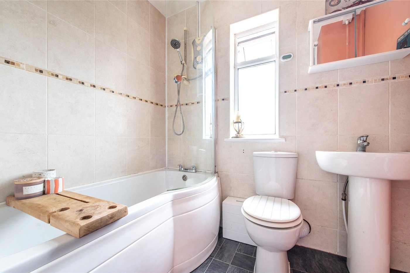 2 bedroom house for sale in Maidstone | Robinson Michael & Jackson