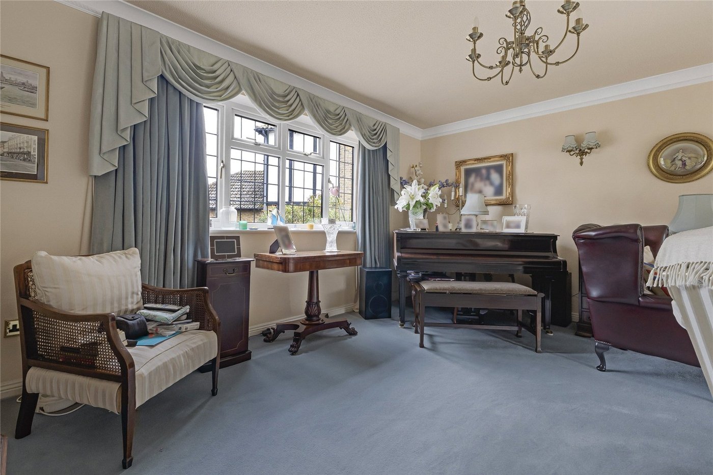 5 bedroom house for sale in Upper Stoke | Robinson Michael & Jackson