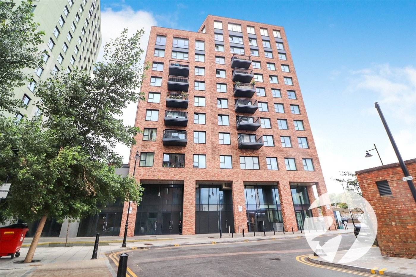 2 bedroom property for sale in London | Robinson Jackson