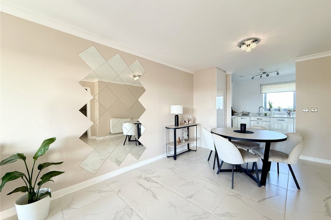 2 bedroom property for sale in Swanley | Robinson Jackson