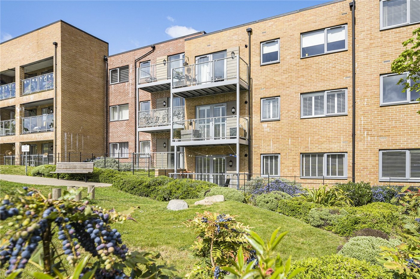 2 bedroom property for sale in Swanley | Robinson Jackson