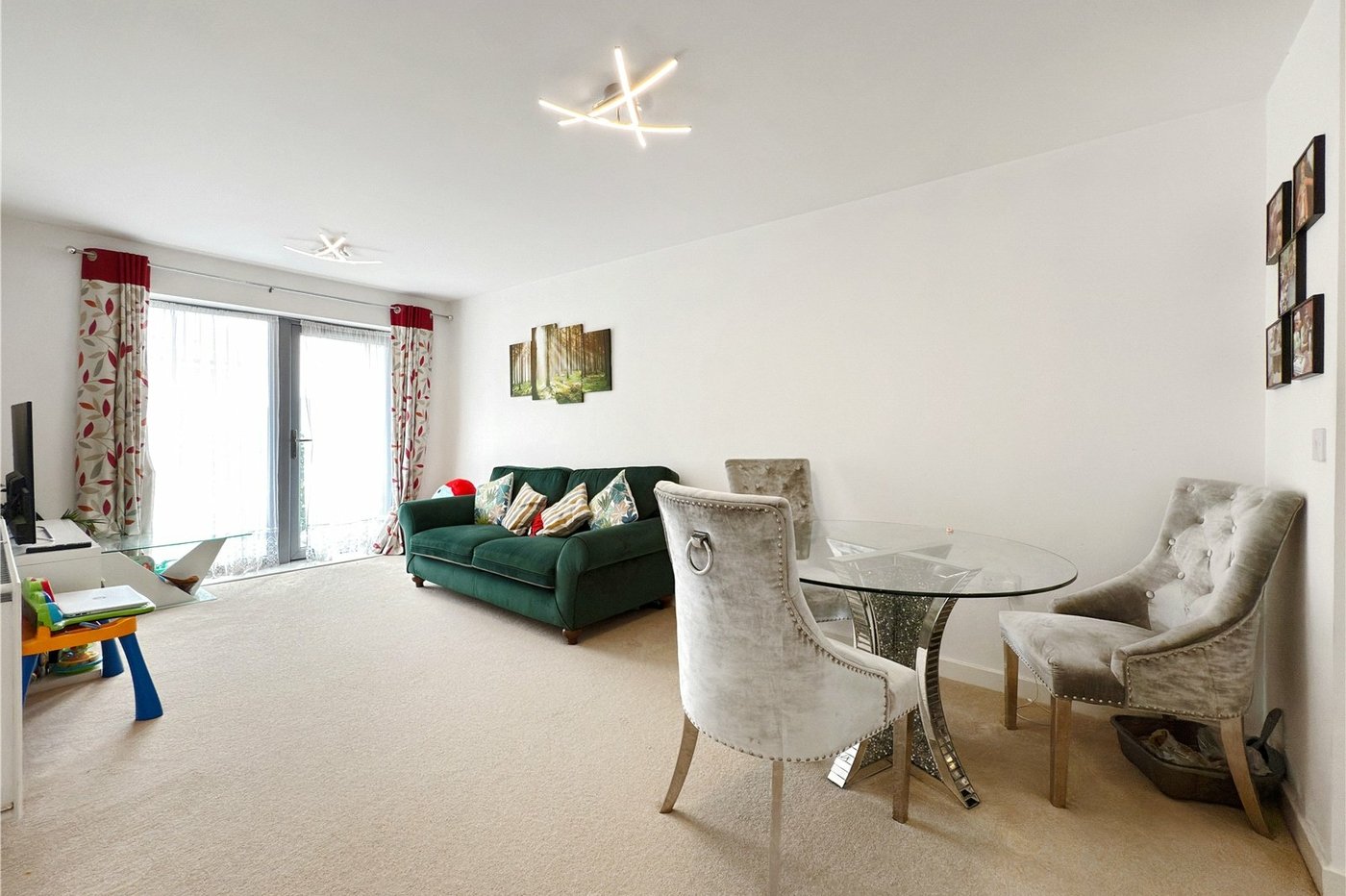 2 bedroom property for sale in Swanley | Robinson Jackson