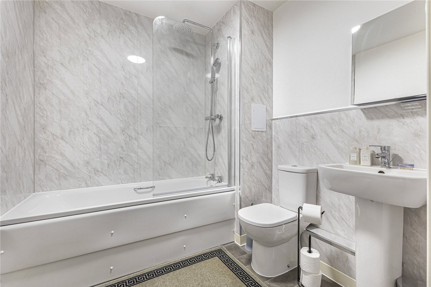 2 bedroom property for sale in Swanley | Robinson Jackson