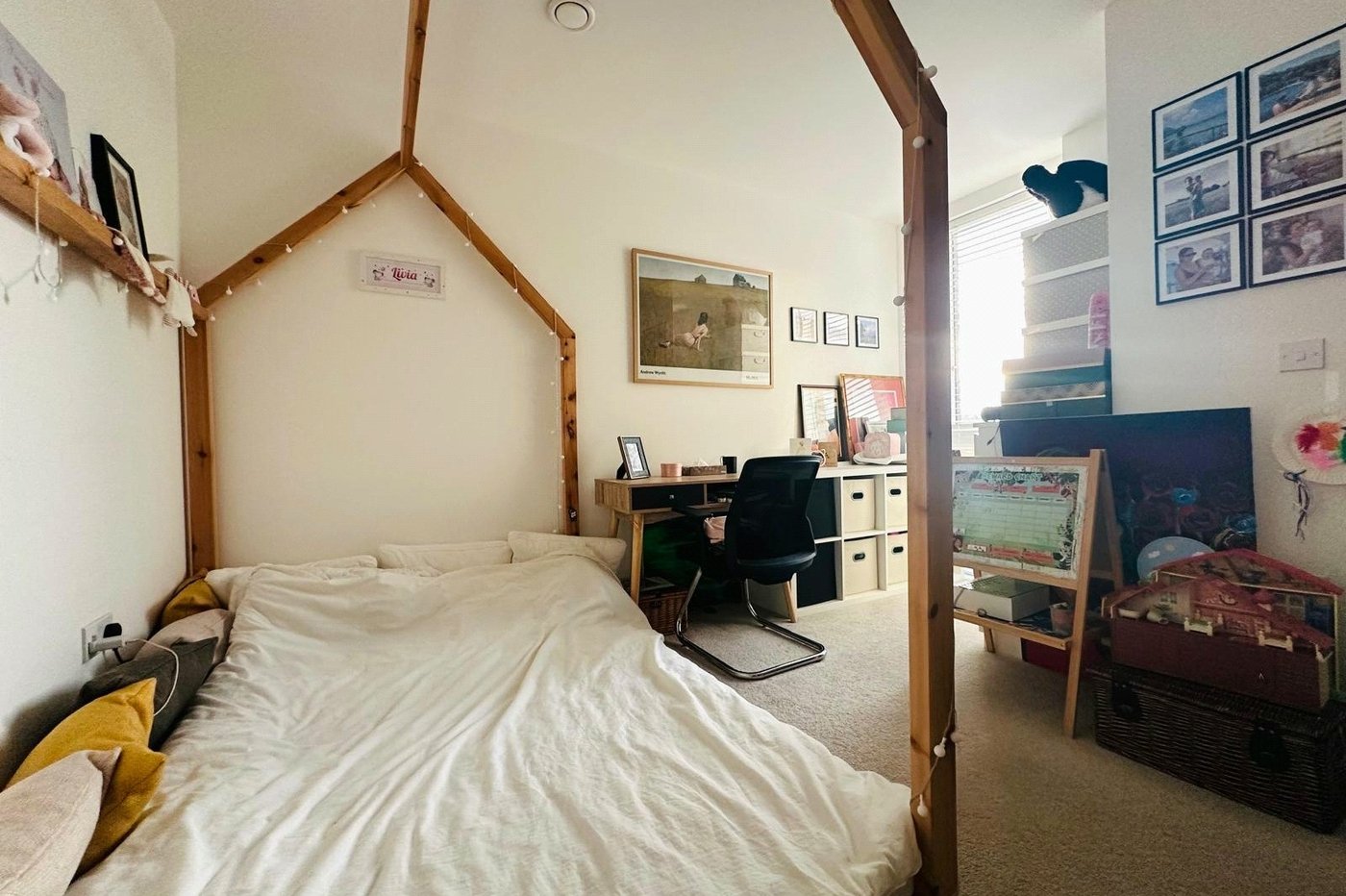 3 bedroom property for sale in Adenmore Road | Robinson Jackson