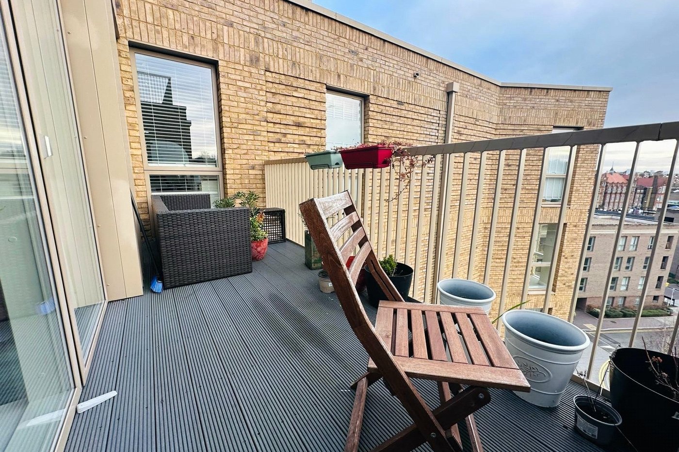 3 bedroom property for sale in Adenmore Road | Robinson Jackson